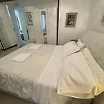 Charme Holidays Apartman Velence