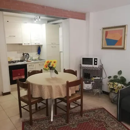 Charme Holidays Apartment *